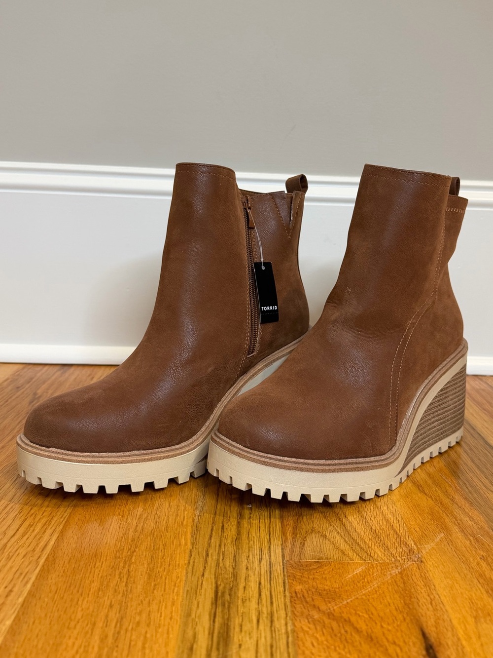 Torrid Cognac Brown Wedge Booties 9.5 WW NWT Chunky Lug Sole